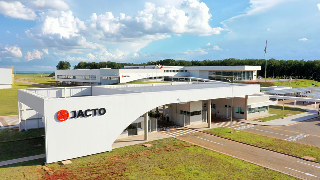 Jacto inaugura fábrica con tecnología de industria 4.0